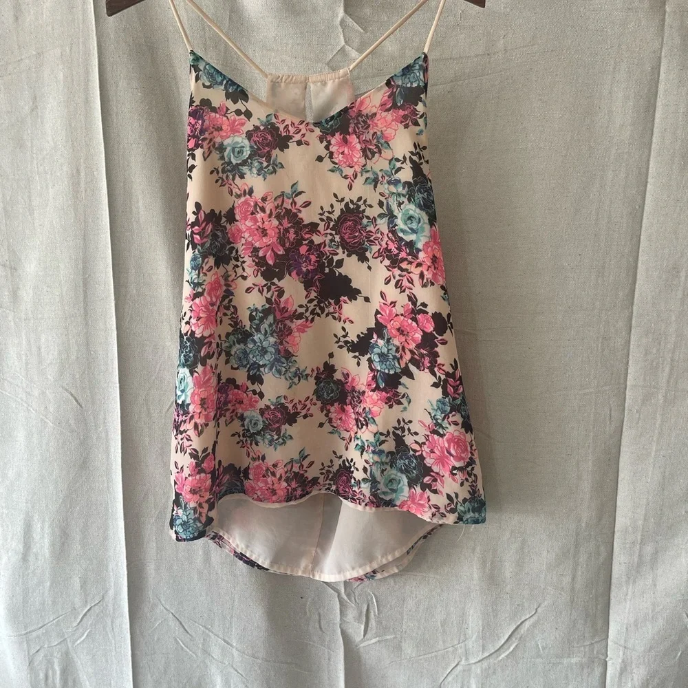 Floral Camisole Top - Picture 6 of 7